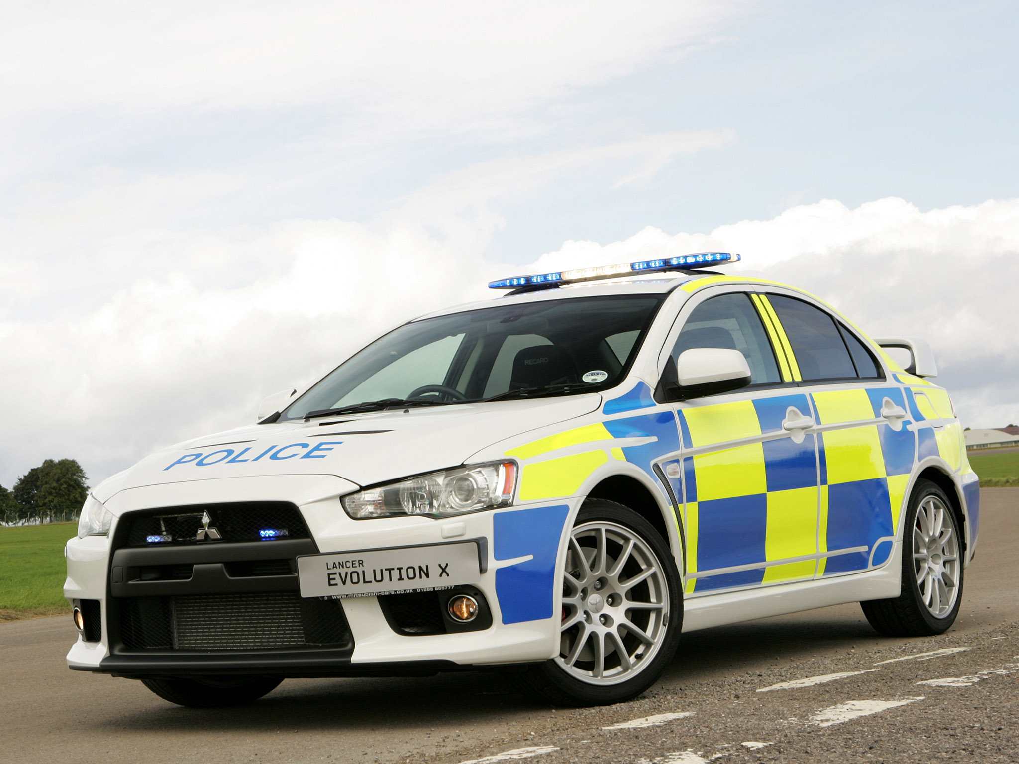 Mitsubishi Lancer Evolution X Police Edition Wallpapers Car Walls 2048x1536