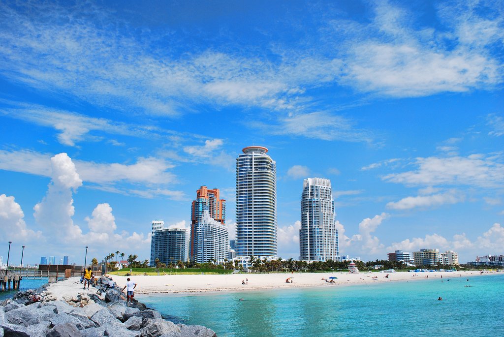 Miami Beach HDR Wallpaper 1024x685