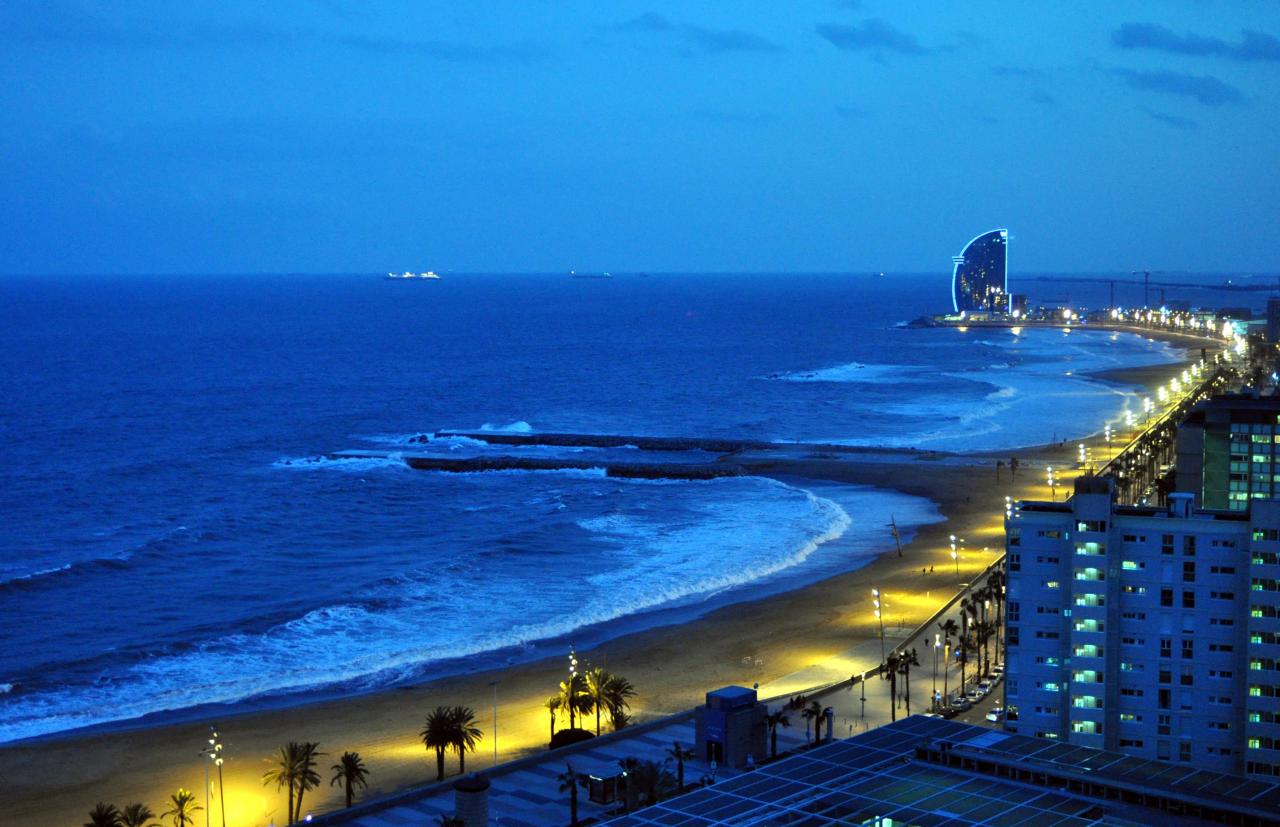 Barcelona Beach At Night 1280x827 pixel Nature HD Wallpaper 24820 1280x827