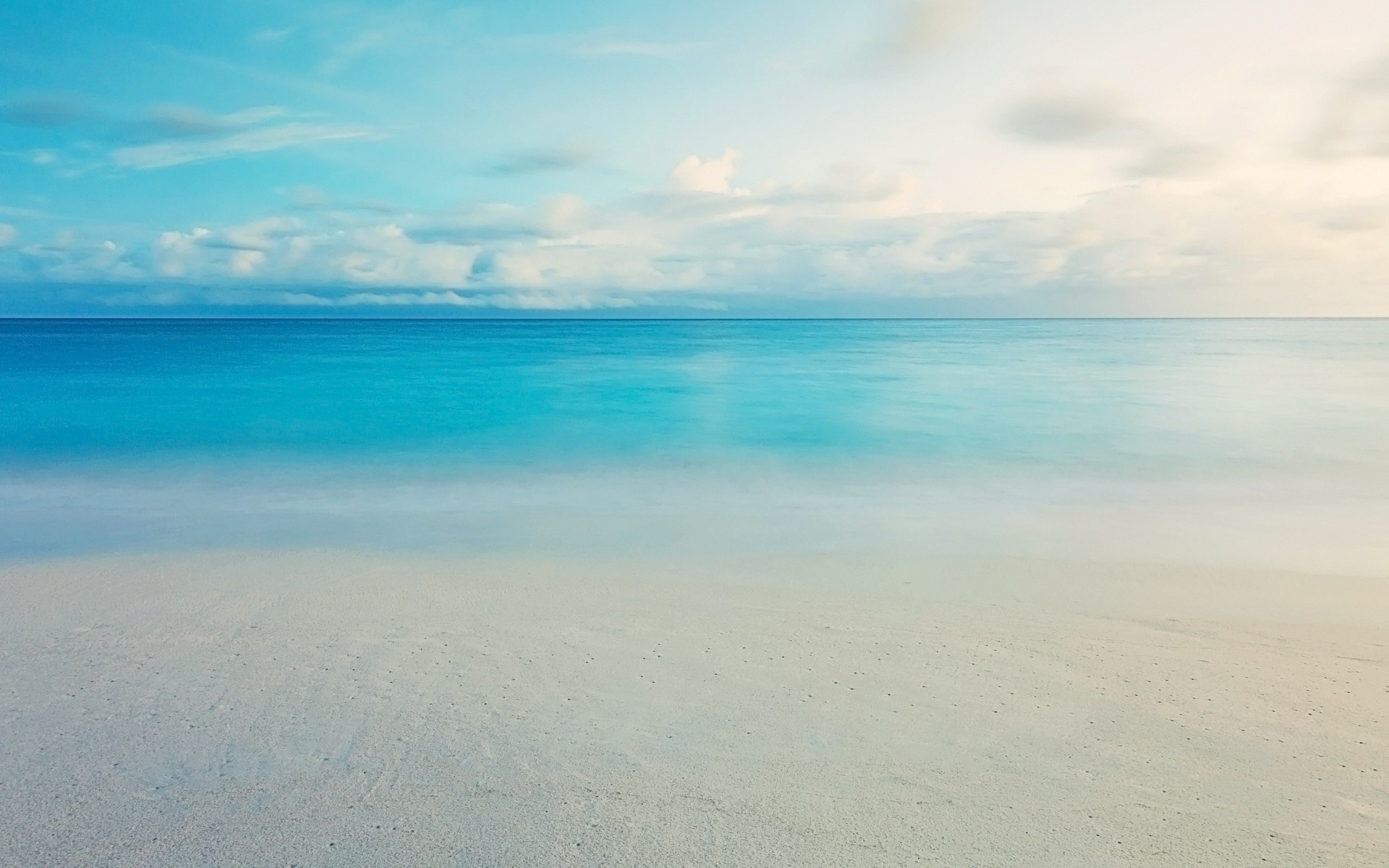 Calm blue ocean wallpaper 14485 1920x1200