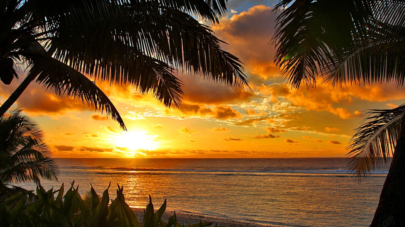 Tropical Sunset Beaches   Viewing Gallery 1366x768