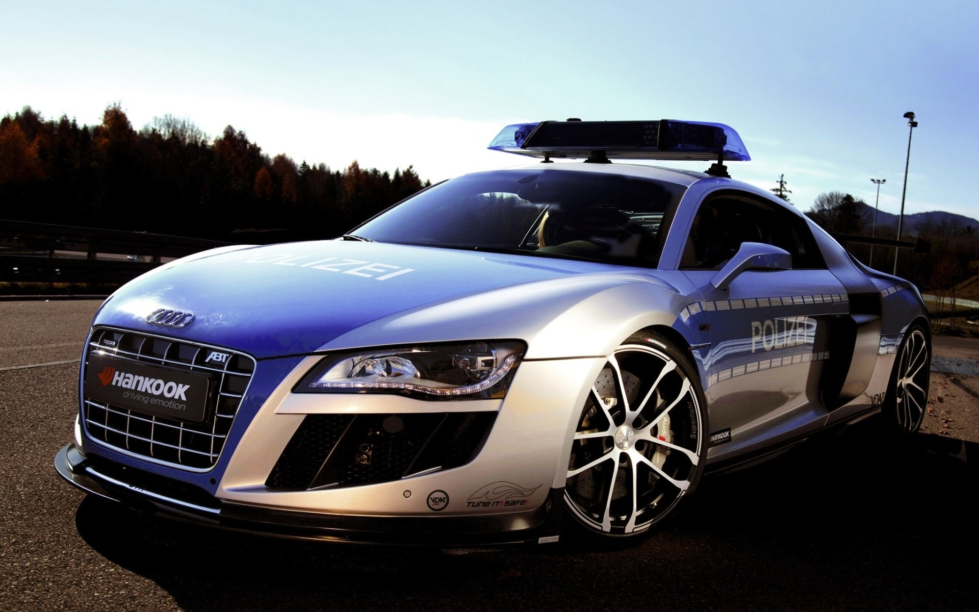  Police Car Wallpaper Wallpaper Pics Pictures Hd for Desktop 1920x1200