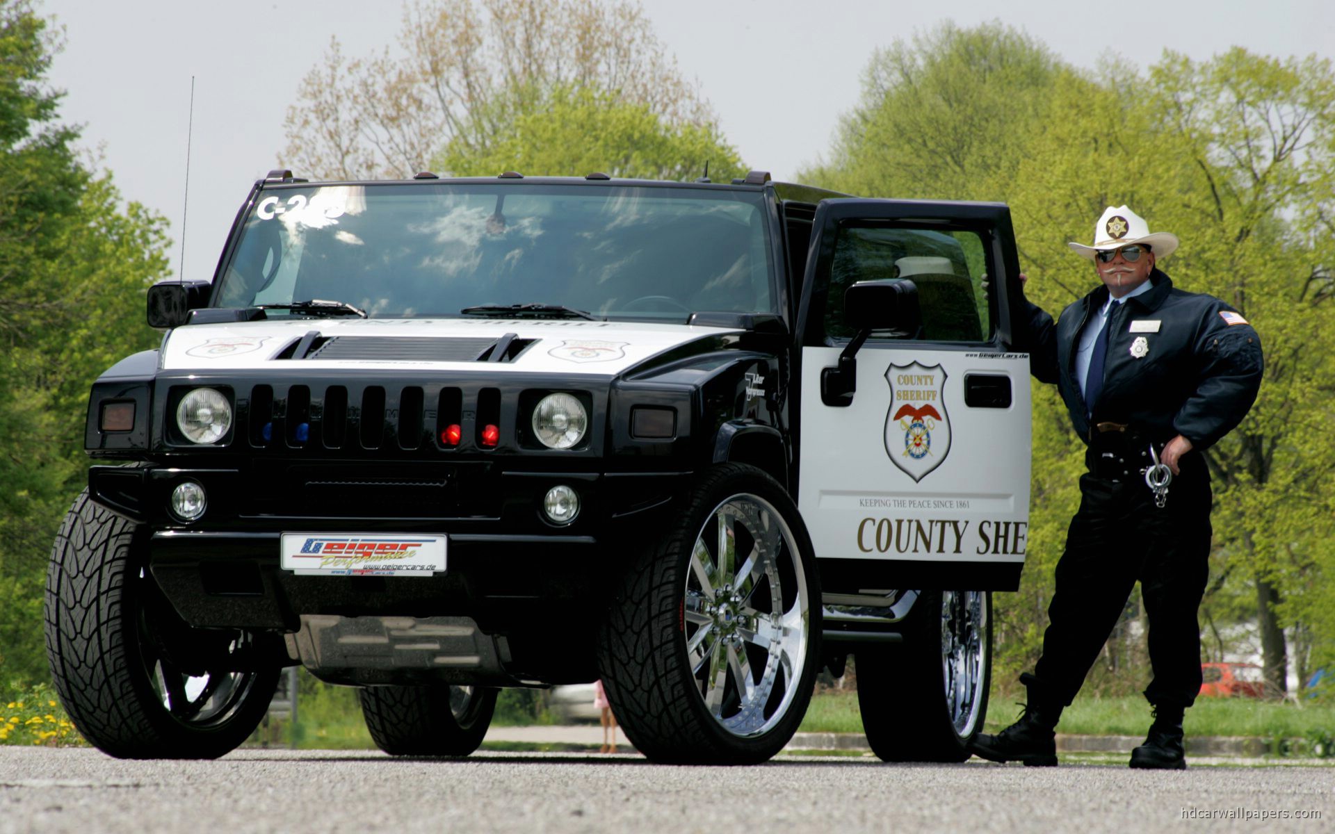 Hummer Police Car Wallpaper HD Car Wallpapers 1920x1200