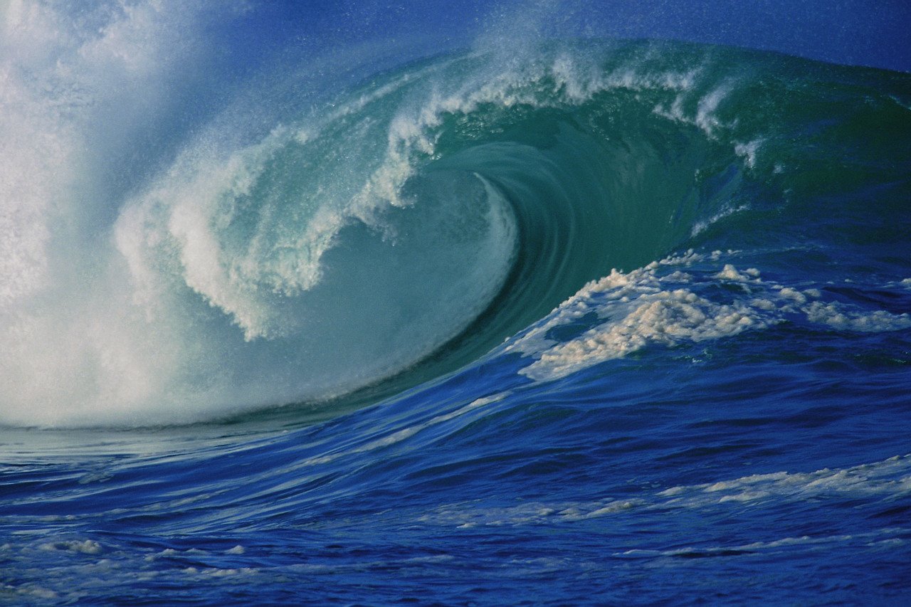 NATURES BEAUTY VIOLENT OCEAN WAVES 1280x853