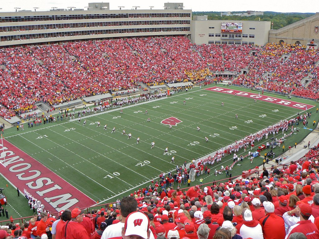 Wisconsin Football Stadium Wallpaper 1024x768