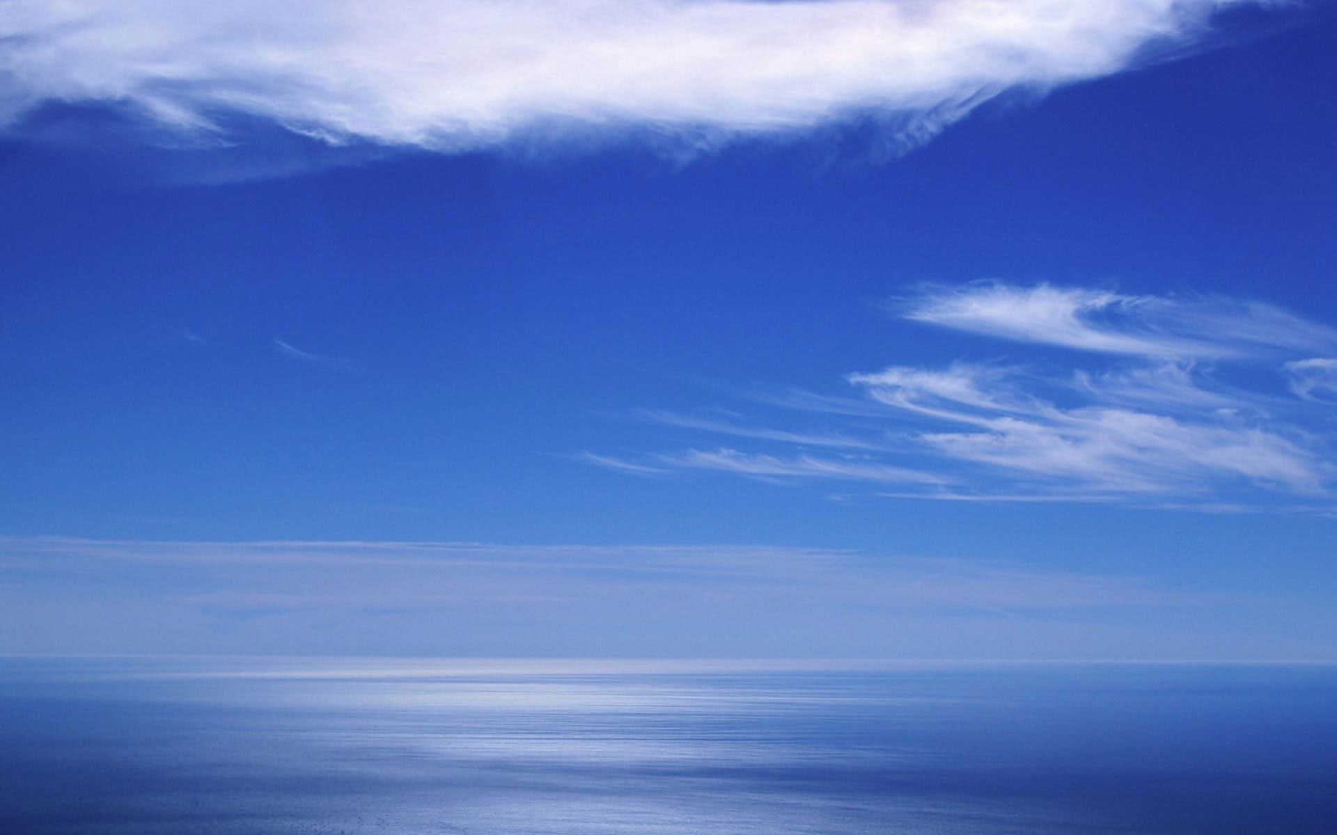 Blue sky and ocean Widescreen Wallpaper   4661 1920x1200