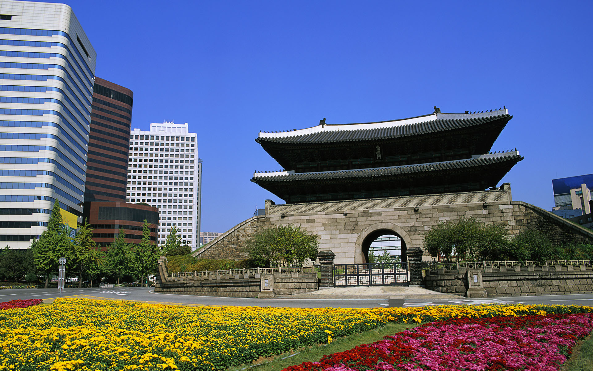 Korean Town wallpapers and images - wallpapers, pictures, photos