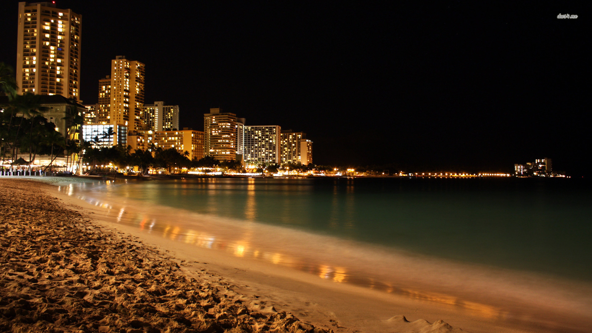 Waikiki Beach At Night wallpaper 1920x1080