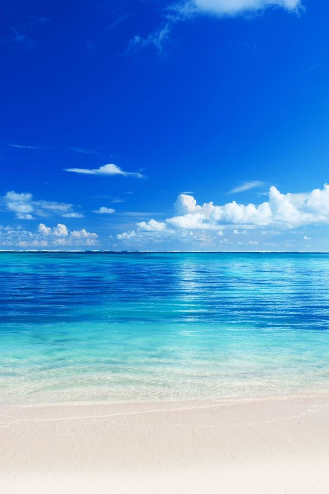 iPhone wallpaper iPhone 4S Blue Beach Ocean View 640x960