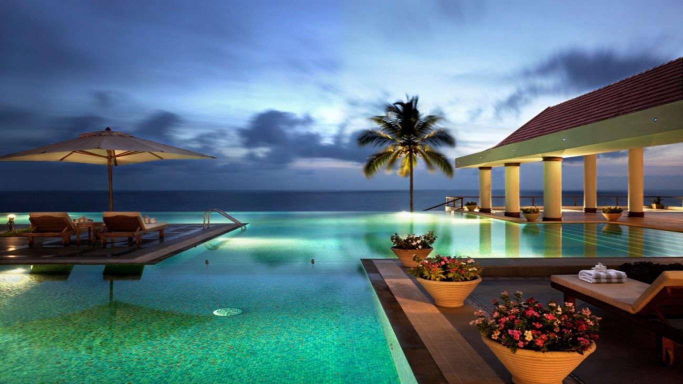 Kovalam Beach Resort High Definition Wallpaper 1366x768